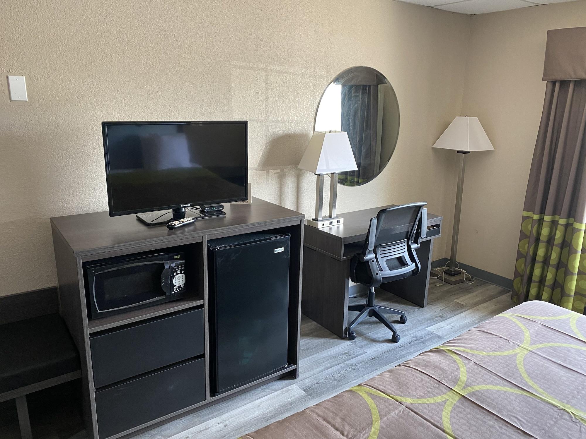 Super 8 By Wyndham Gainesville Tx Εξωτερικό φωτογραφία