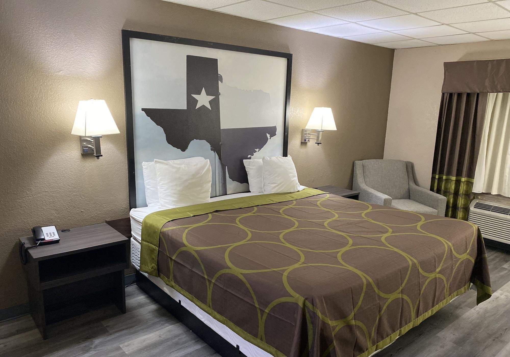 Super 8 By Wyndham Gainesville Tx Εξωτερικό φωτογραφία